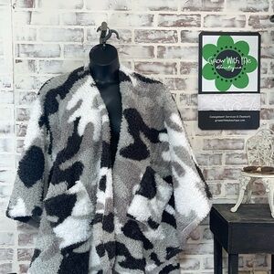 Berkshire sherpa blanket wrap